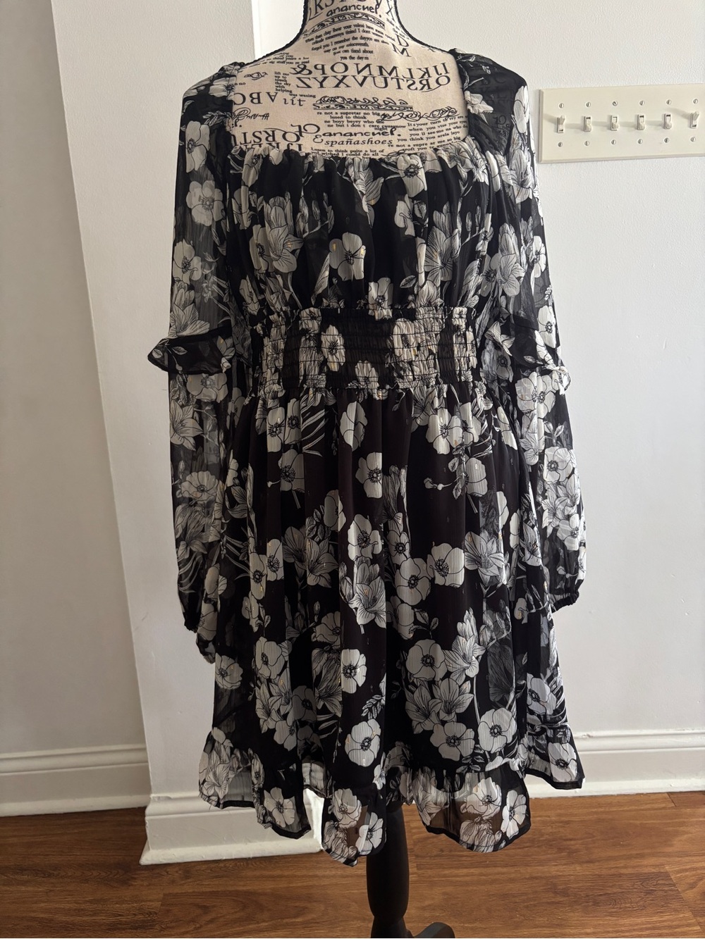 Trixxi Black & White Floral Smocked-Waist Long Sleeve Dress
